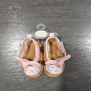 5/$15 NWT Stepping Stones Pink Floral Baby Sandals, Size 2 (3-6M)